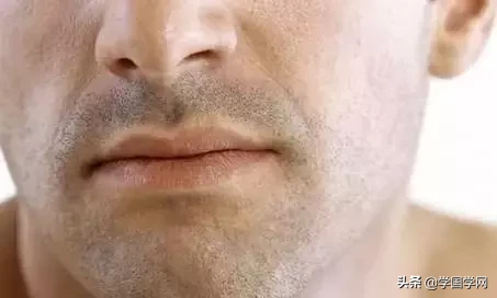 厚嘴唇的男人性格特点（男人嘴厚代表的面相）-2