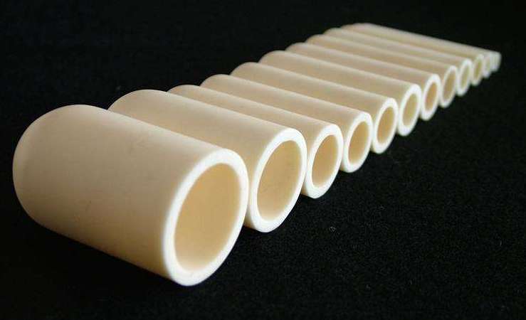 耐磨陶瓷管的种类（耐磨陶瓷管有哪些特点）